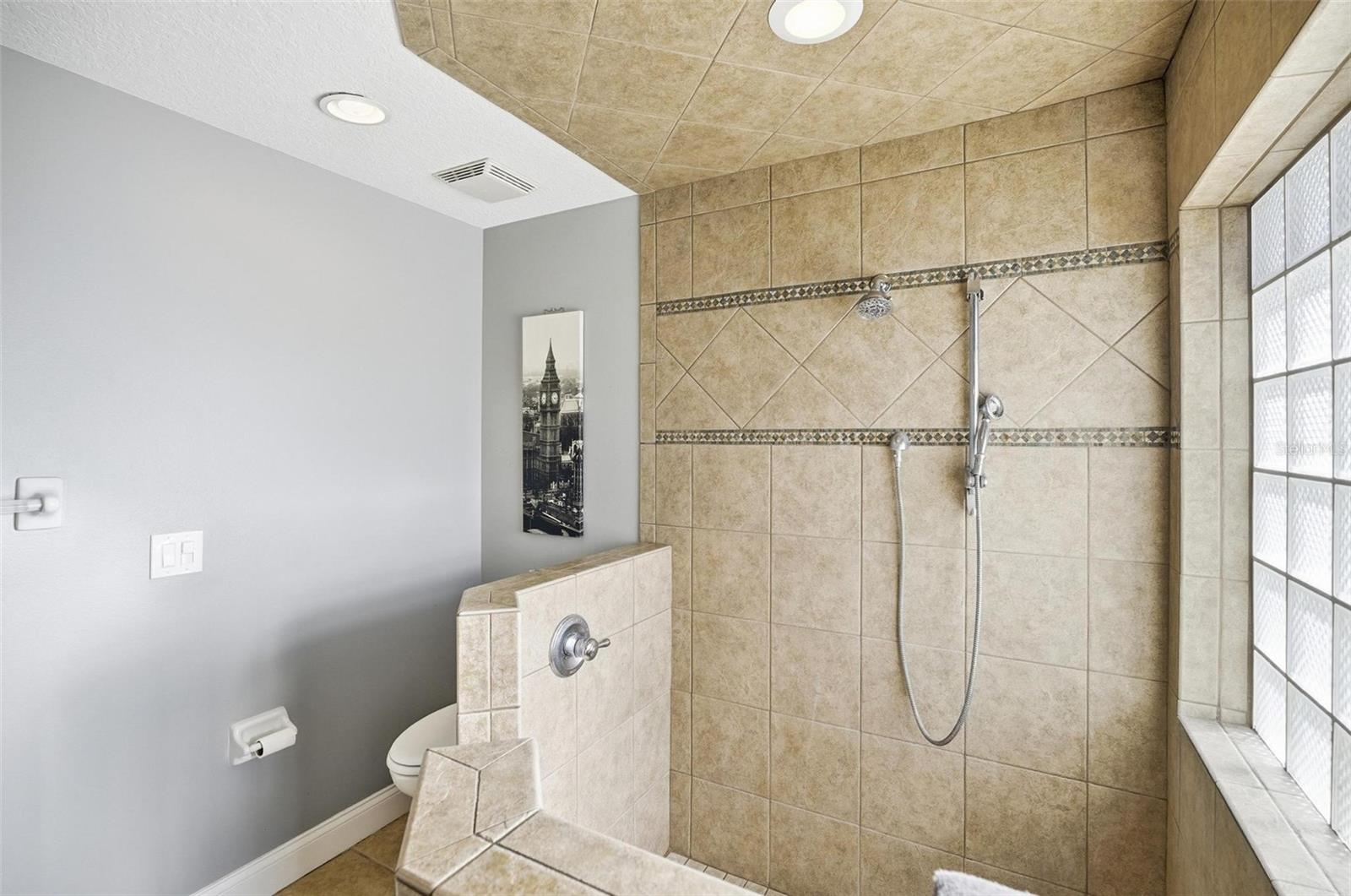 BELLE TERRE - Residential