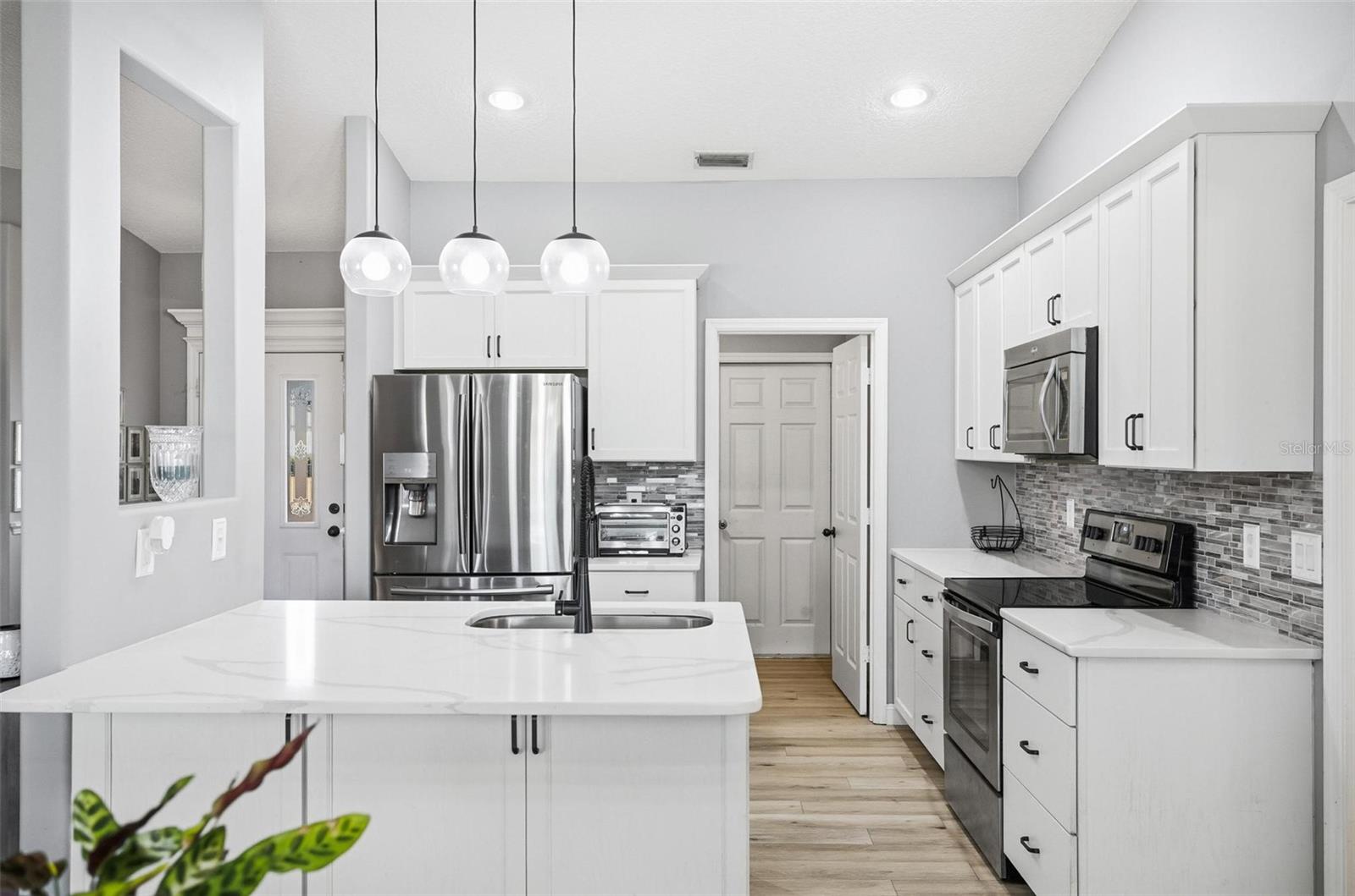 BELLE TERRE - Residential