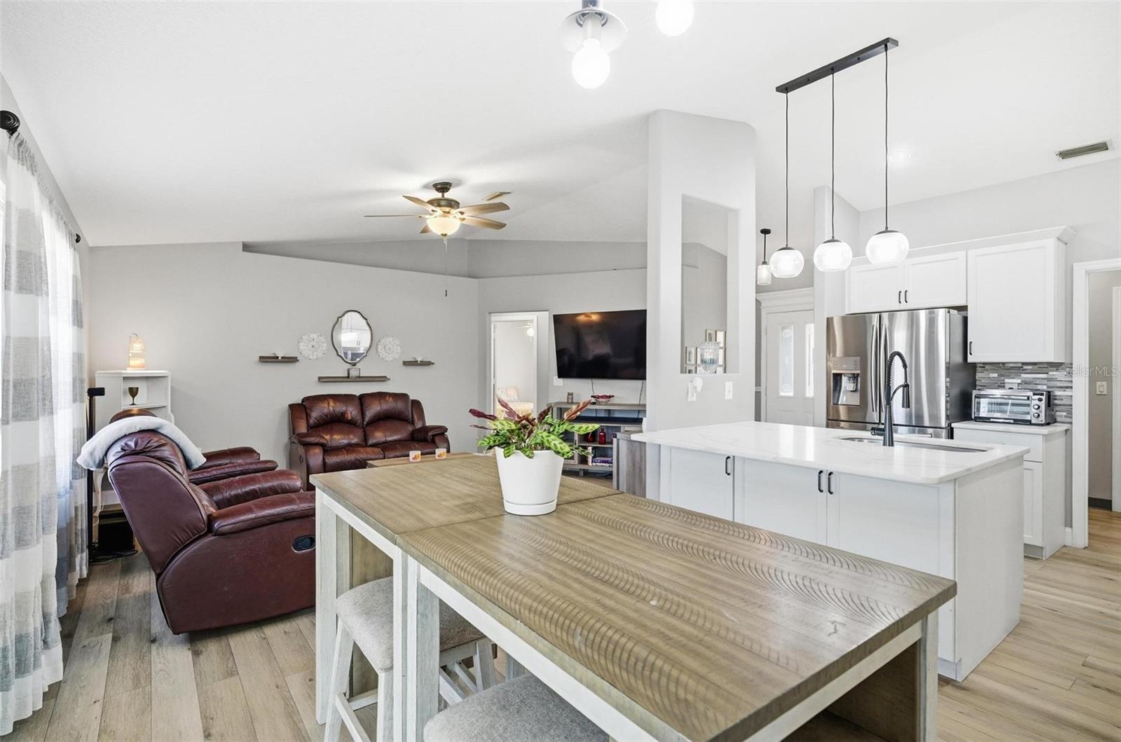 BELLE TERRE - Residential