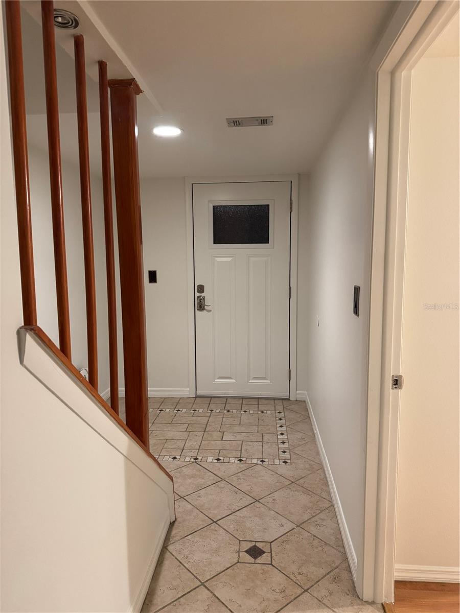 TOWNVIEW CONDO - Residential Lease