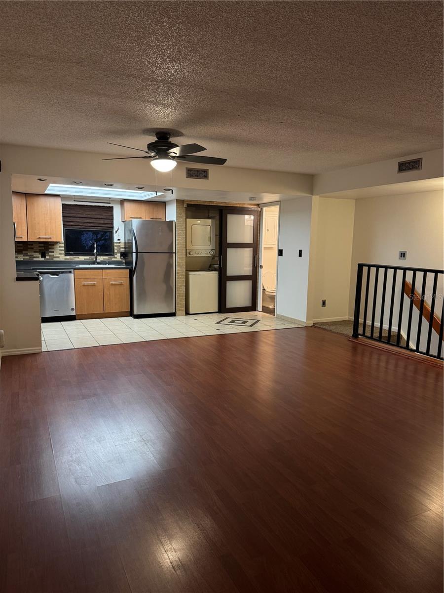 TOWNVIEW CONDO - Residential Lease