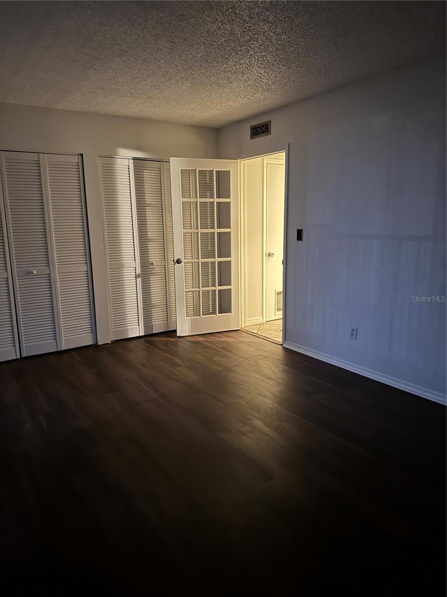 TOWNVIEW CONDO - Residential Lease