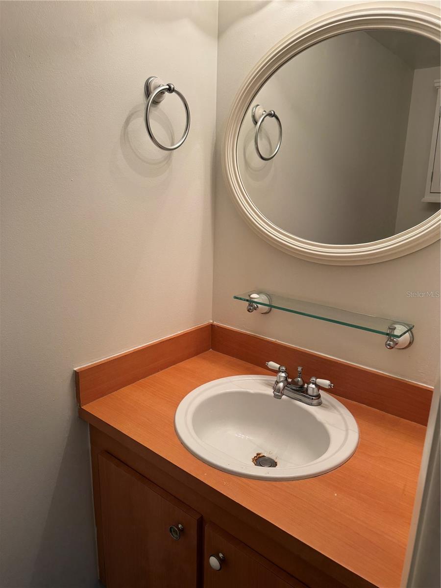 TOWNVIEW CONDO - Residential Lease