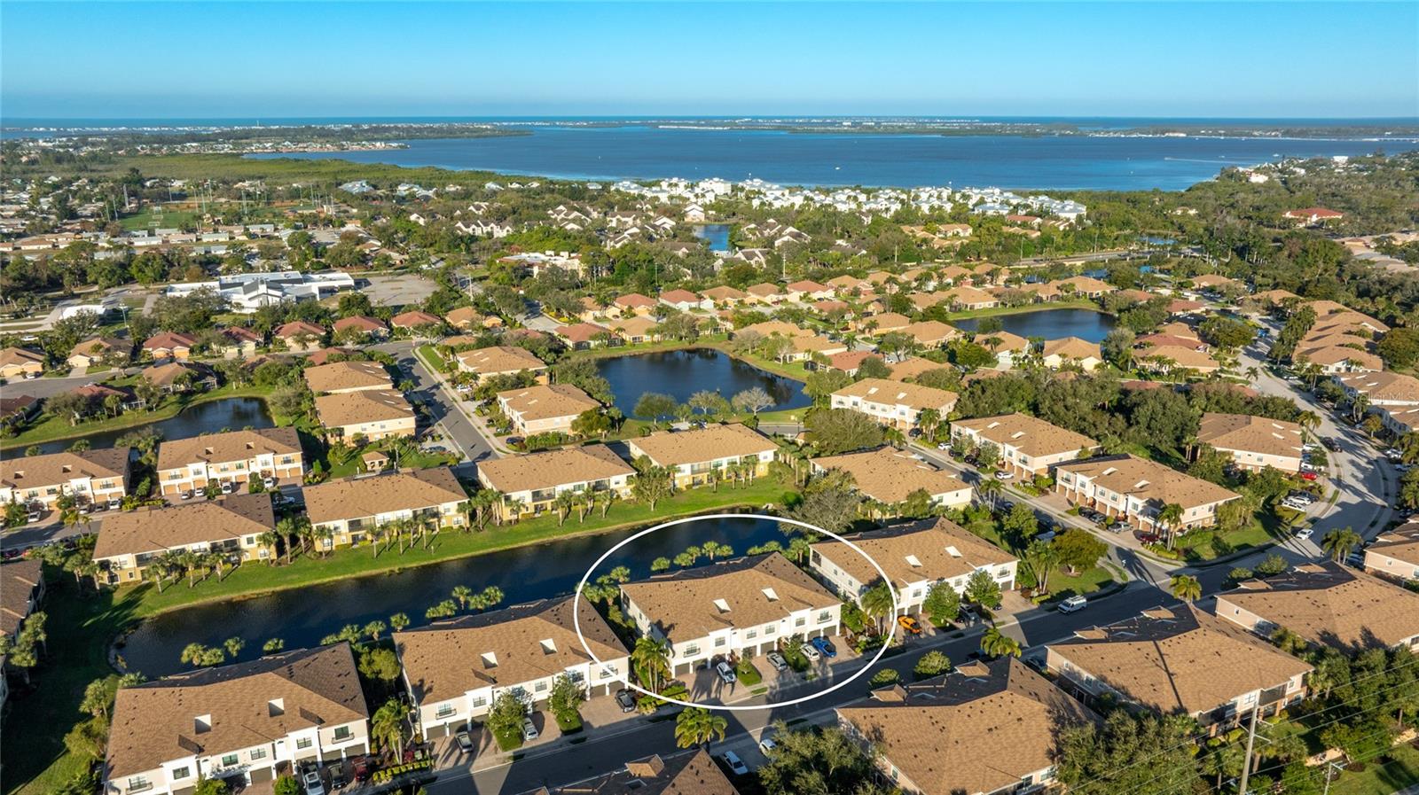 4044 OVERTURE CIRCLE 480