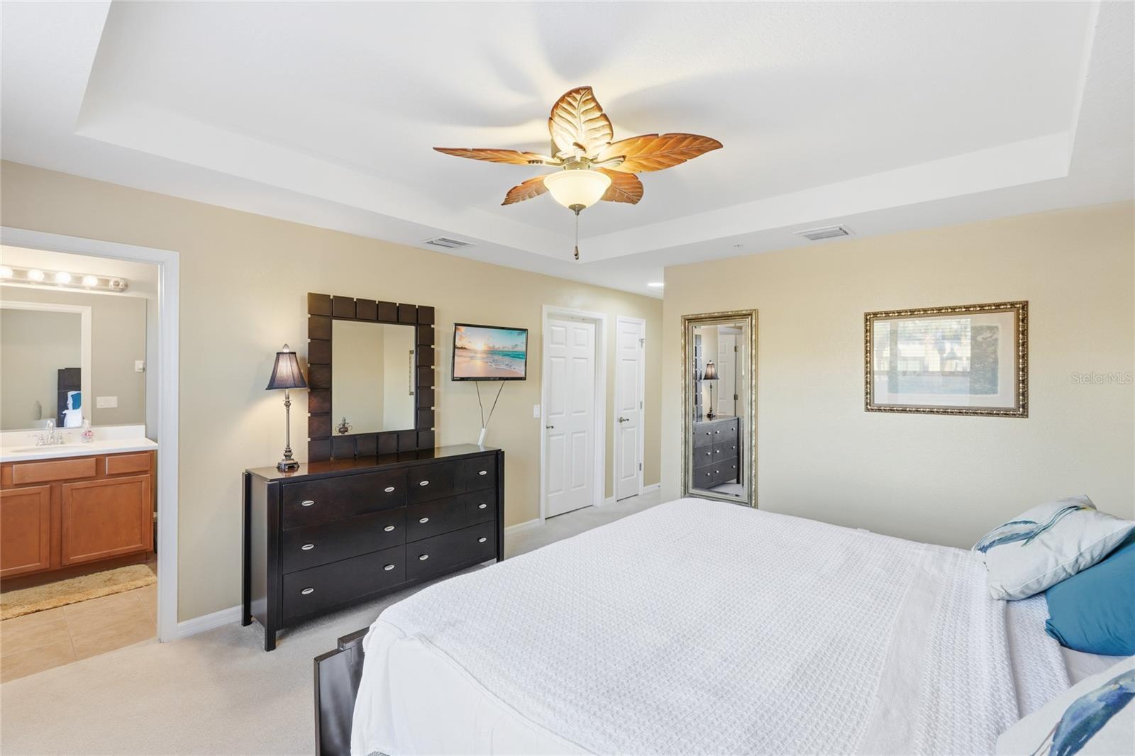 PALMA SOLA TRACE CONDO - Residential