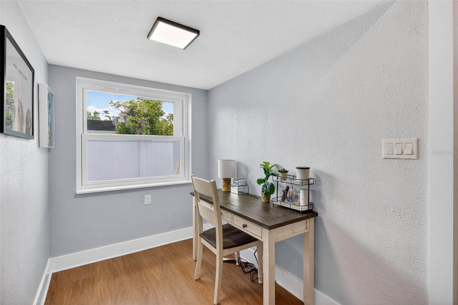 BELLEAIR ESTATES - Residential