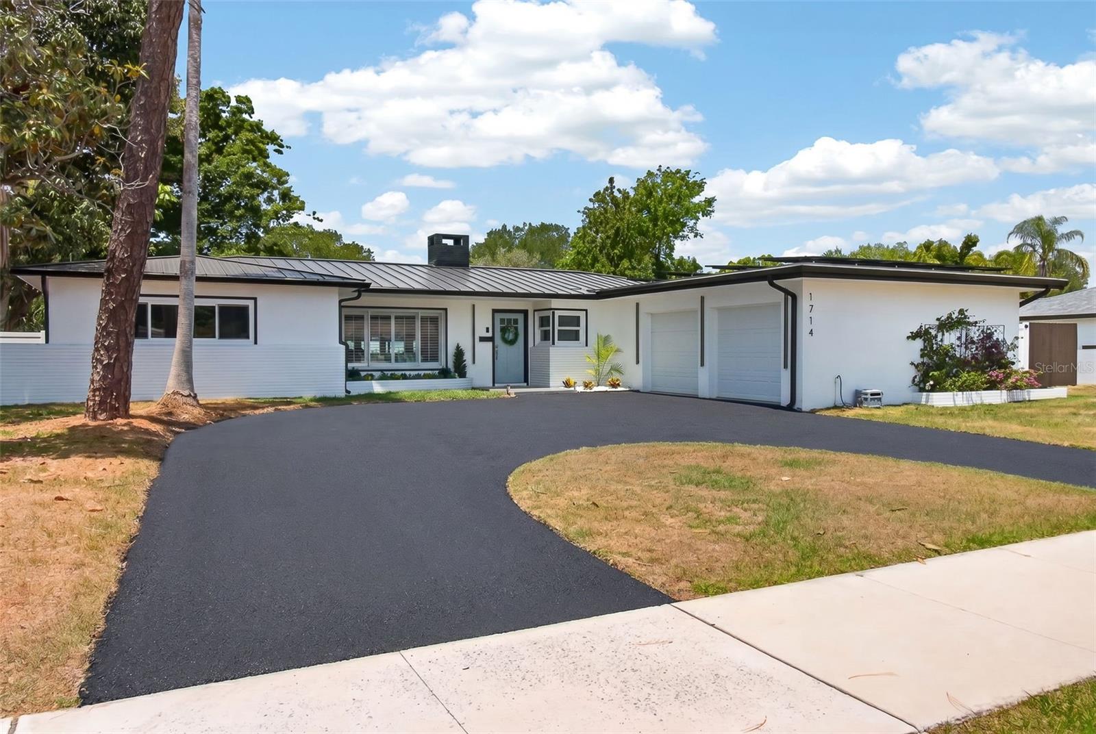 BELLEAIR ESTATES - Residential