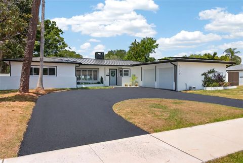 Photo of 1714 Indian Rocks Road, Belleair, FL 33756 (MLS # TB8502756)