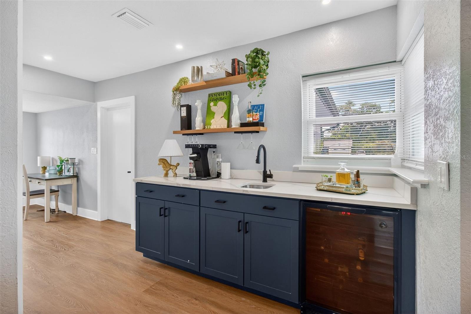 BELLEAIR ESTATES - Residential