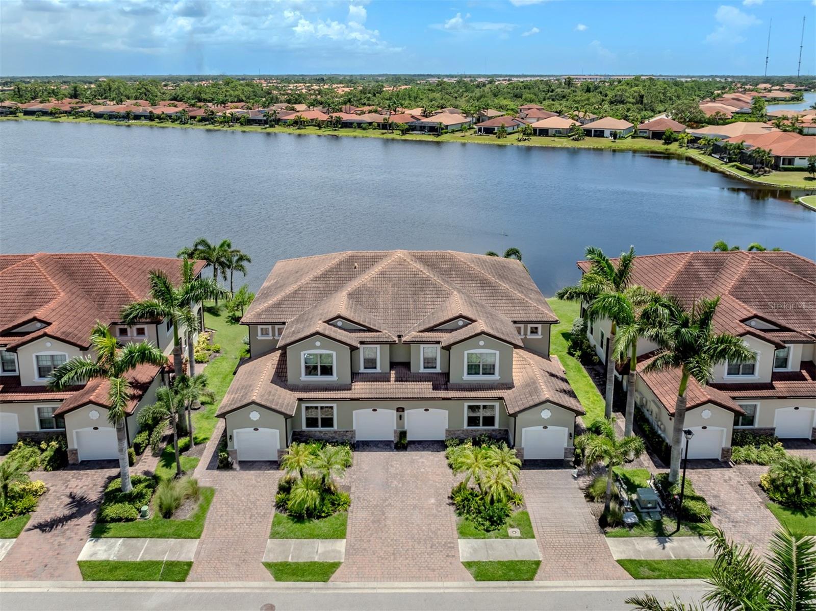 TOSCANA ISLES - Residential