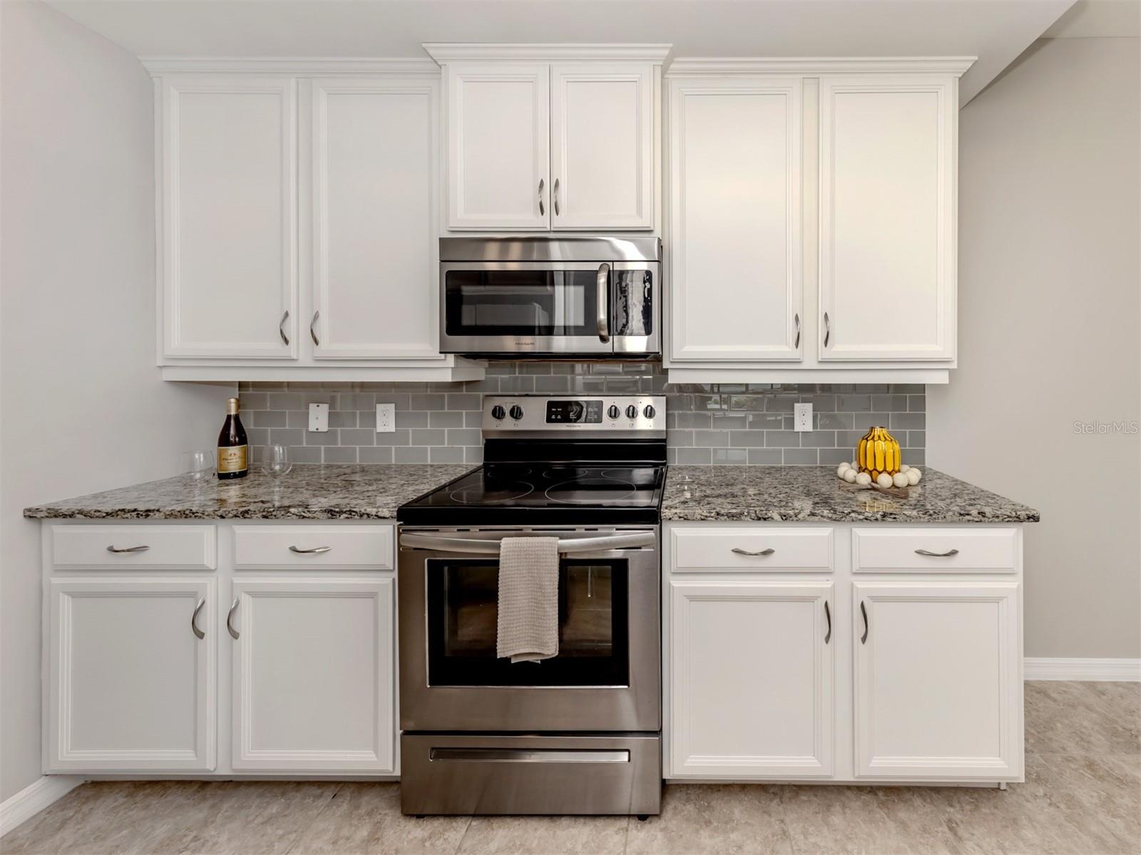 TOSCANA ISLES - Residential