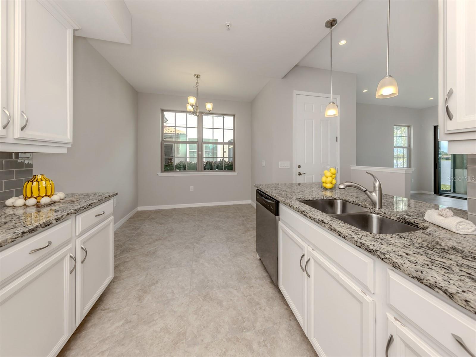 TOSCANA ISLES - Residential