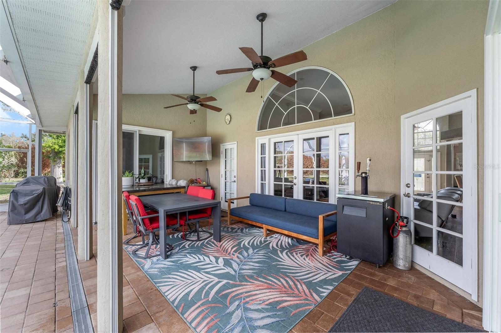 ROYAL RANCH ESTATES FIRST ADD - Residential