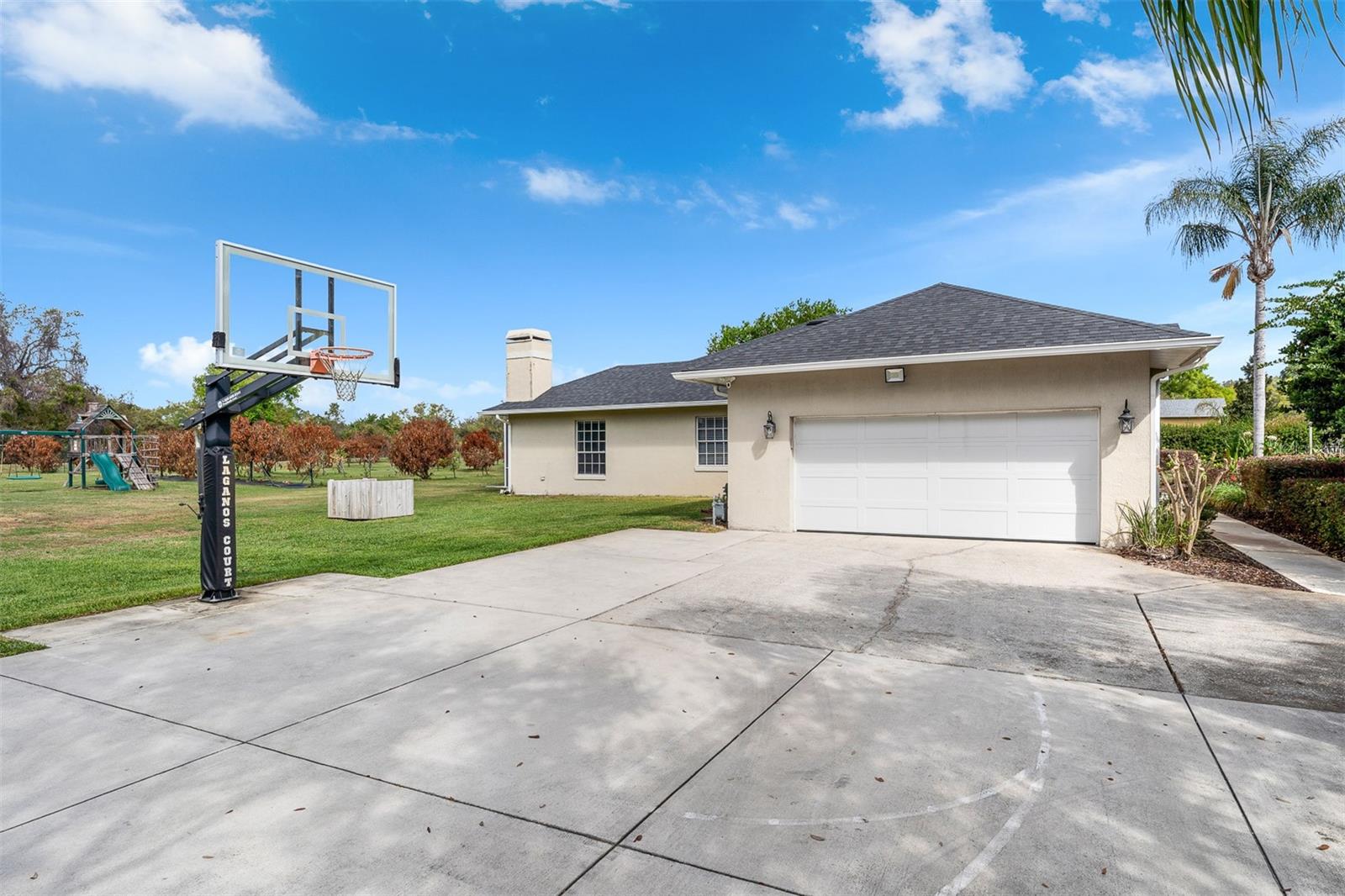 ROYAL RANCH ESTATES FIRST ADD - Residential