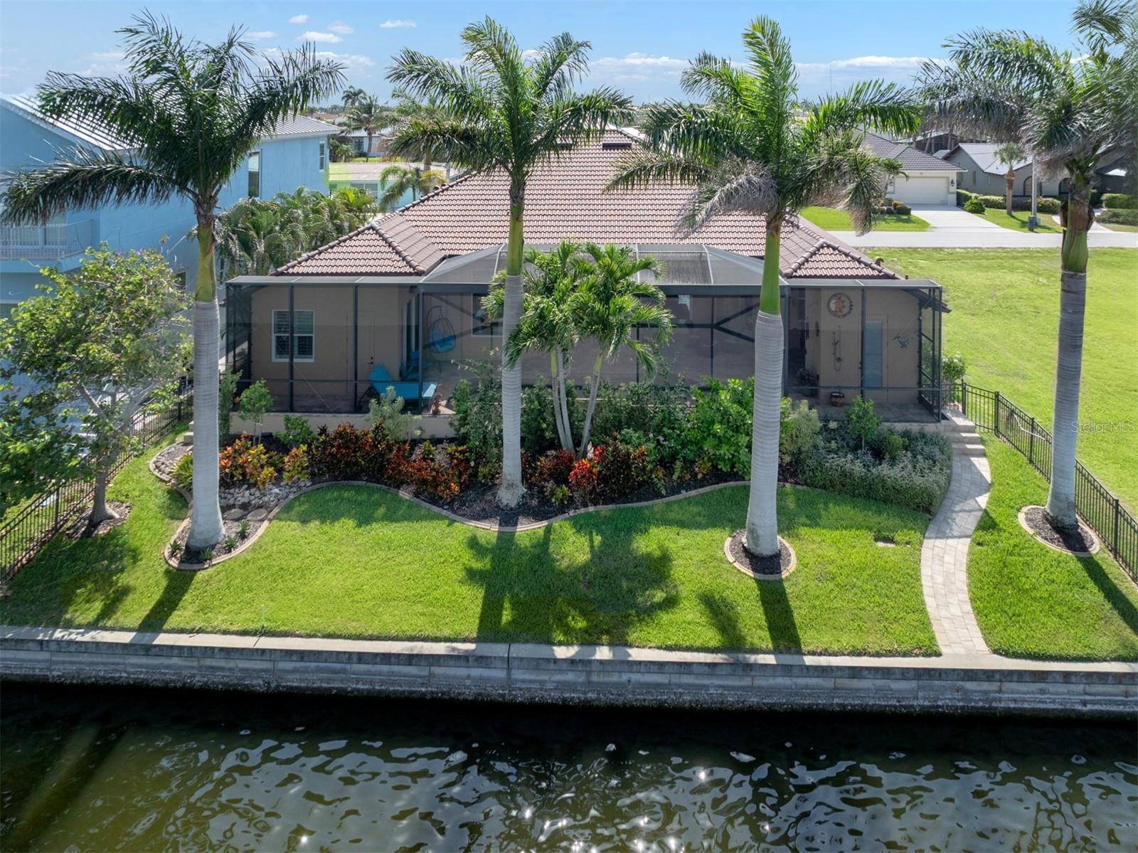 PUNTA GORDA ISLES SEC 24 - Residential