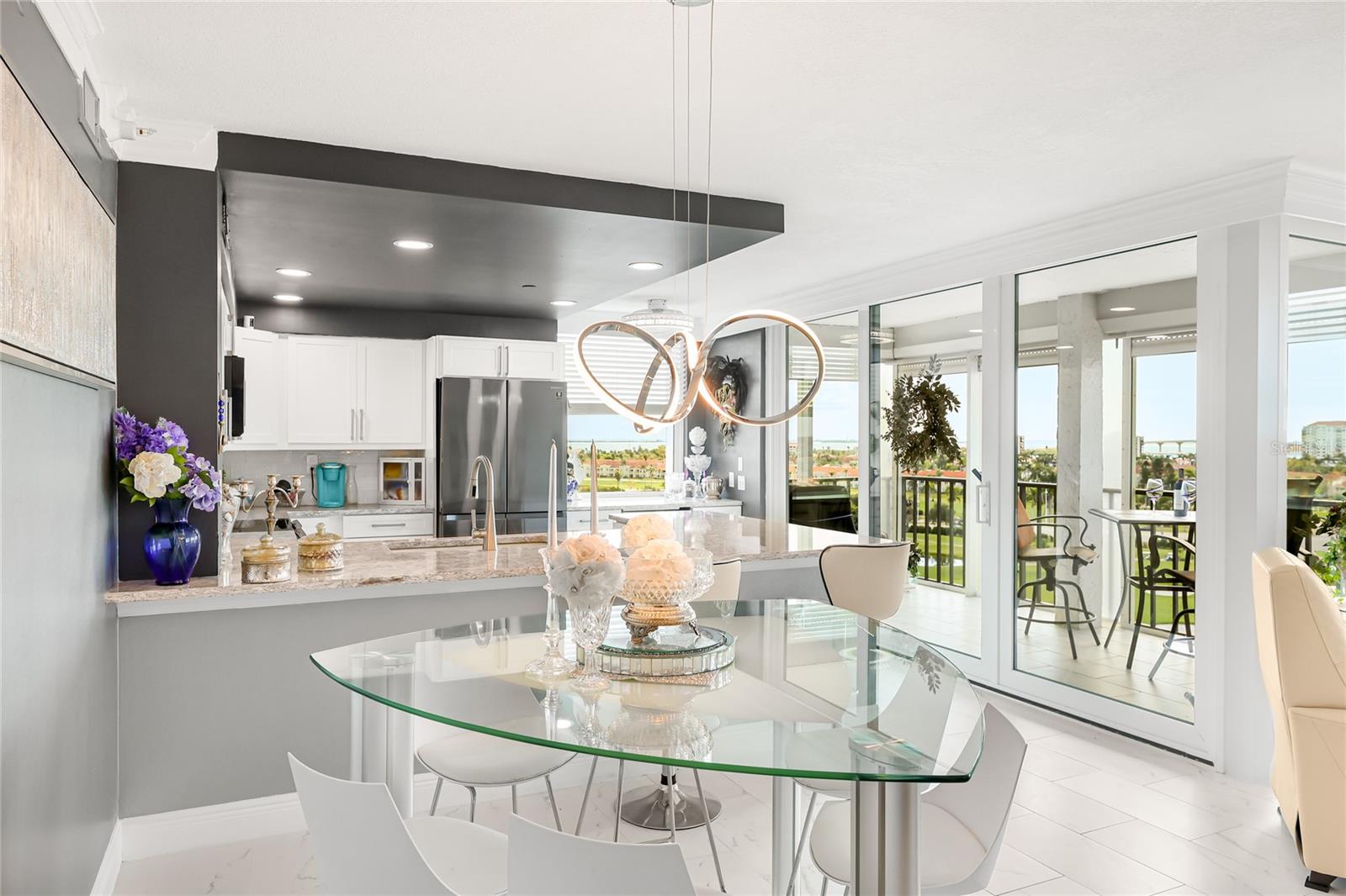 CASA DEL MAR CONDO IV - Residential