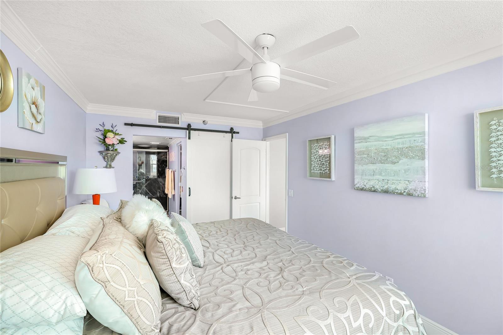 CASA DEL MAR CONDO IV - Residential