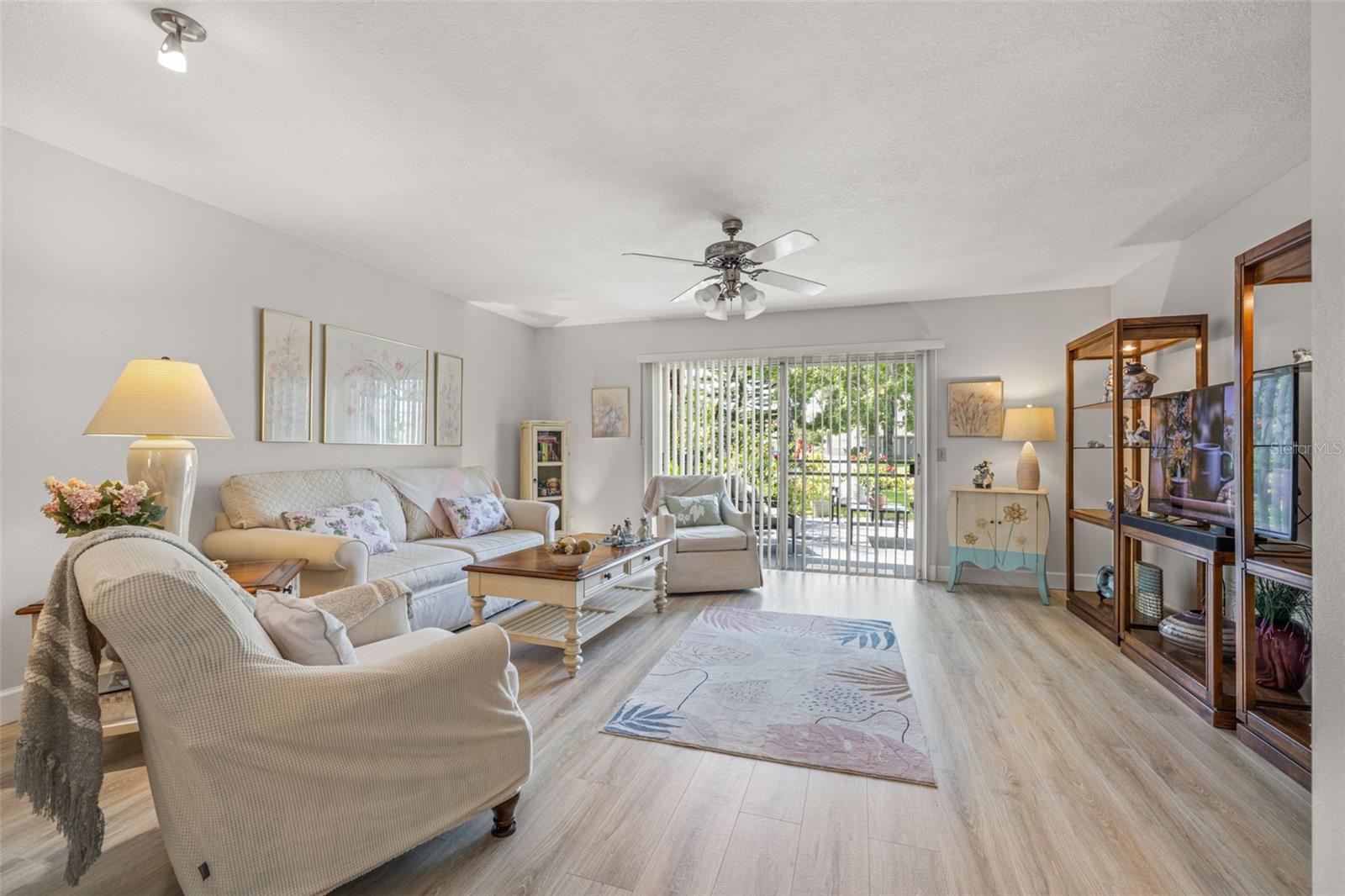 CARROLLWOOD VILLAGE PH III - Residential