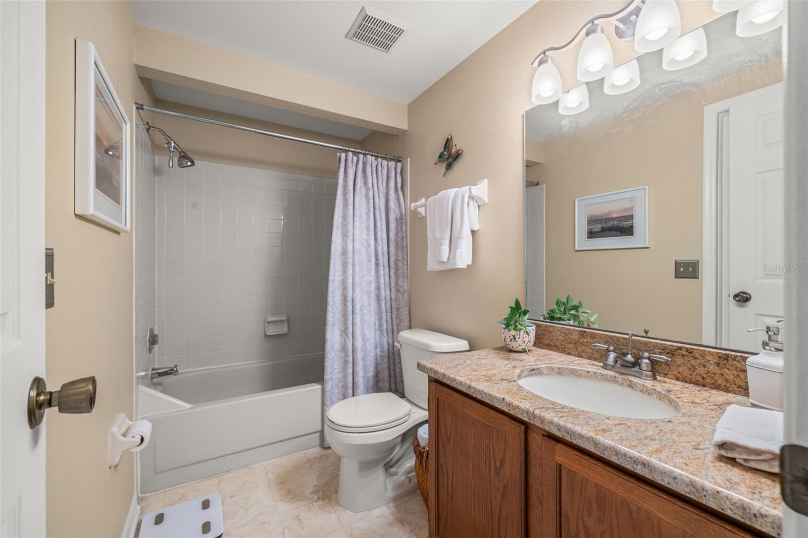 CARROLLWOOD VILLAGE PH III - Residential
