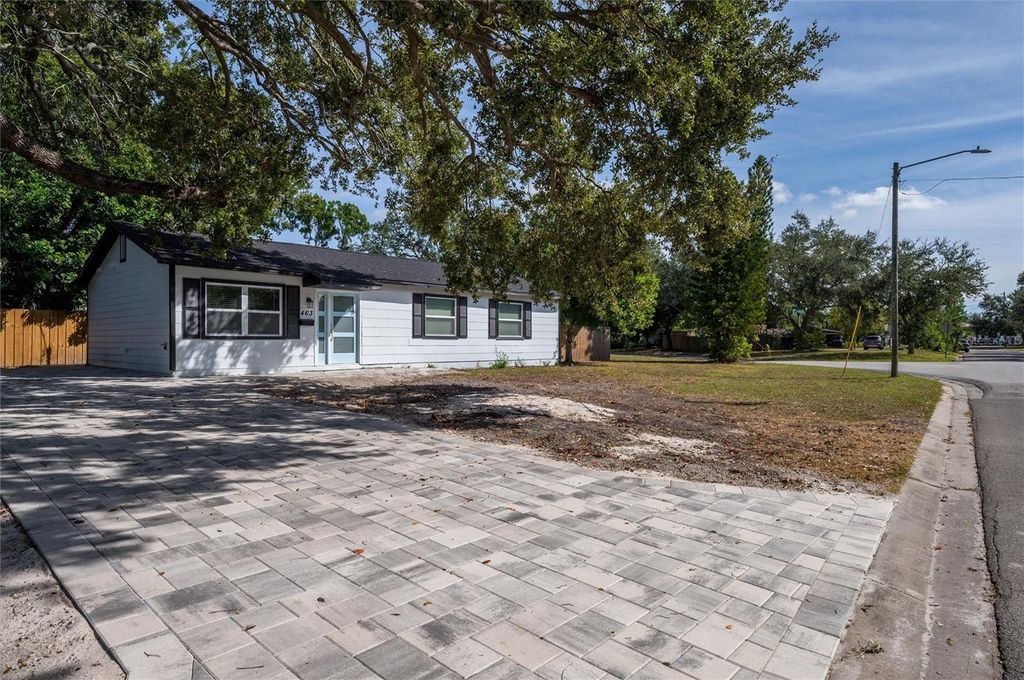 Photo of 463 Davison Avenue NE, St Petersburg, FL 33703 (MLS # TB8447524)