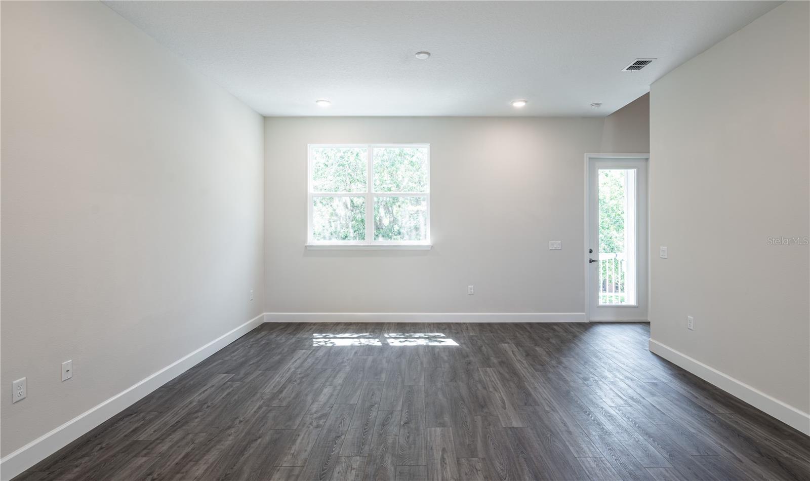 WESTCHASE STATION TOWNHOMES - Residential