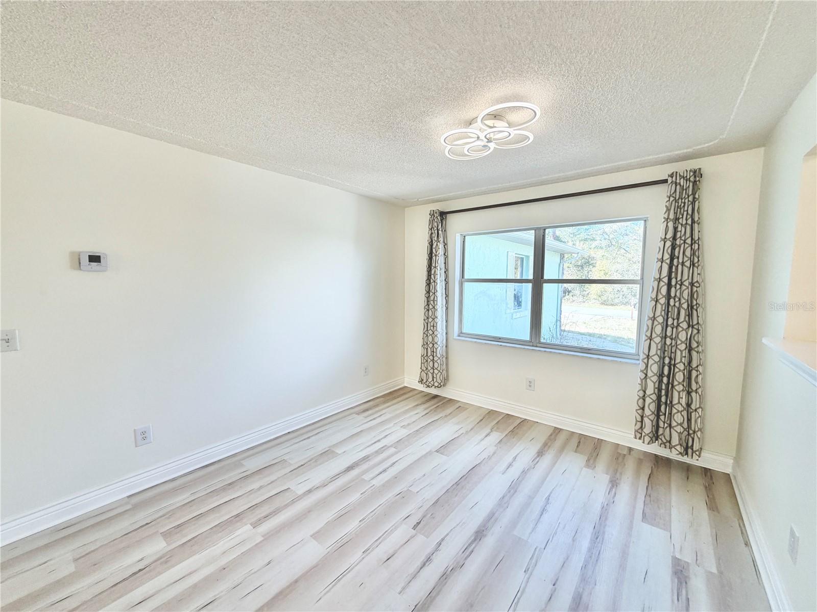 MARION OAKS UN 06 - Residential