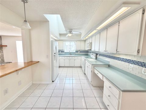 Tiny photo for 17469 SW 35th Avenue Road, Ocala, FL 34473 (MLS # GC539073)