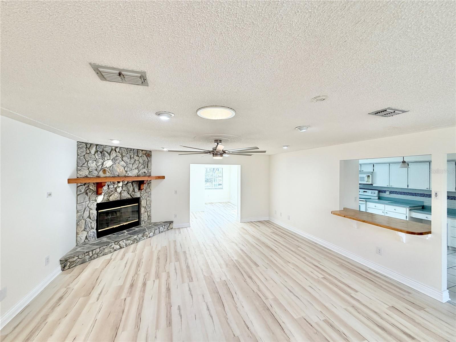 MARION OAKS UN 06 - Residential