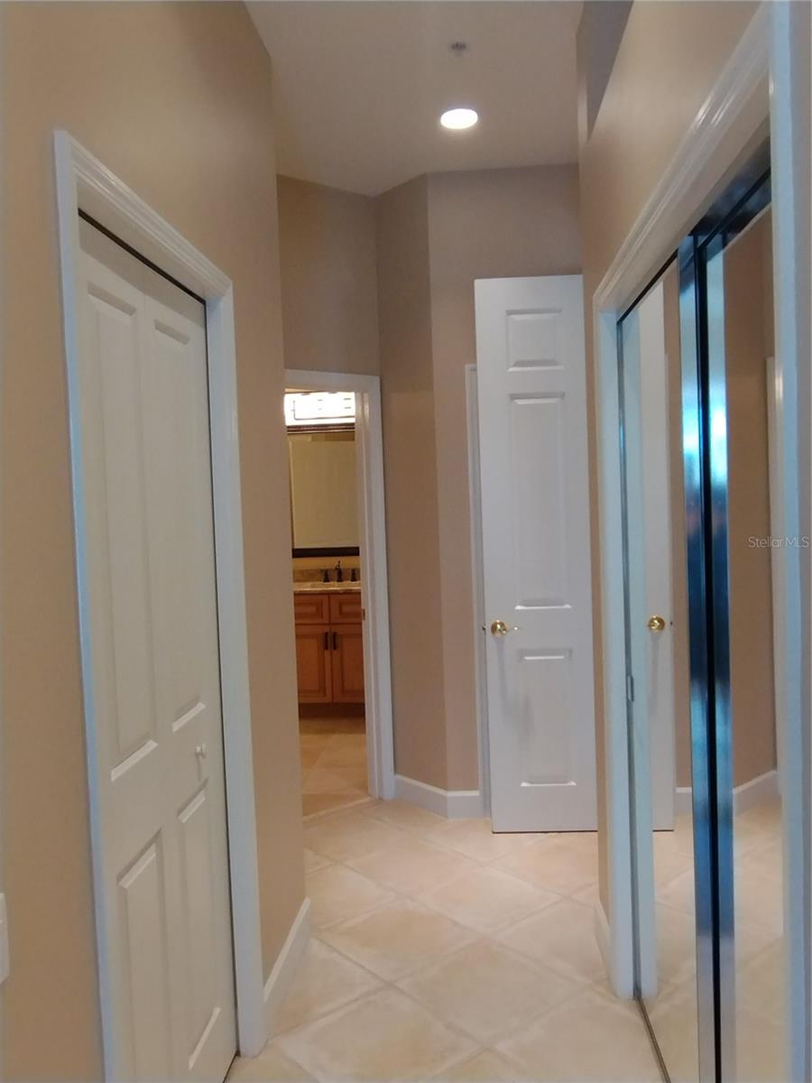 PARISIENNE GARDENS - Residential