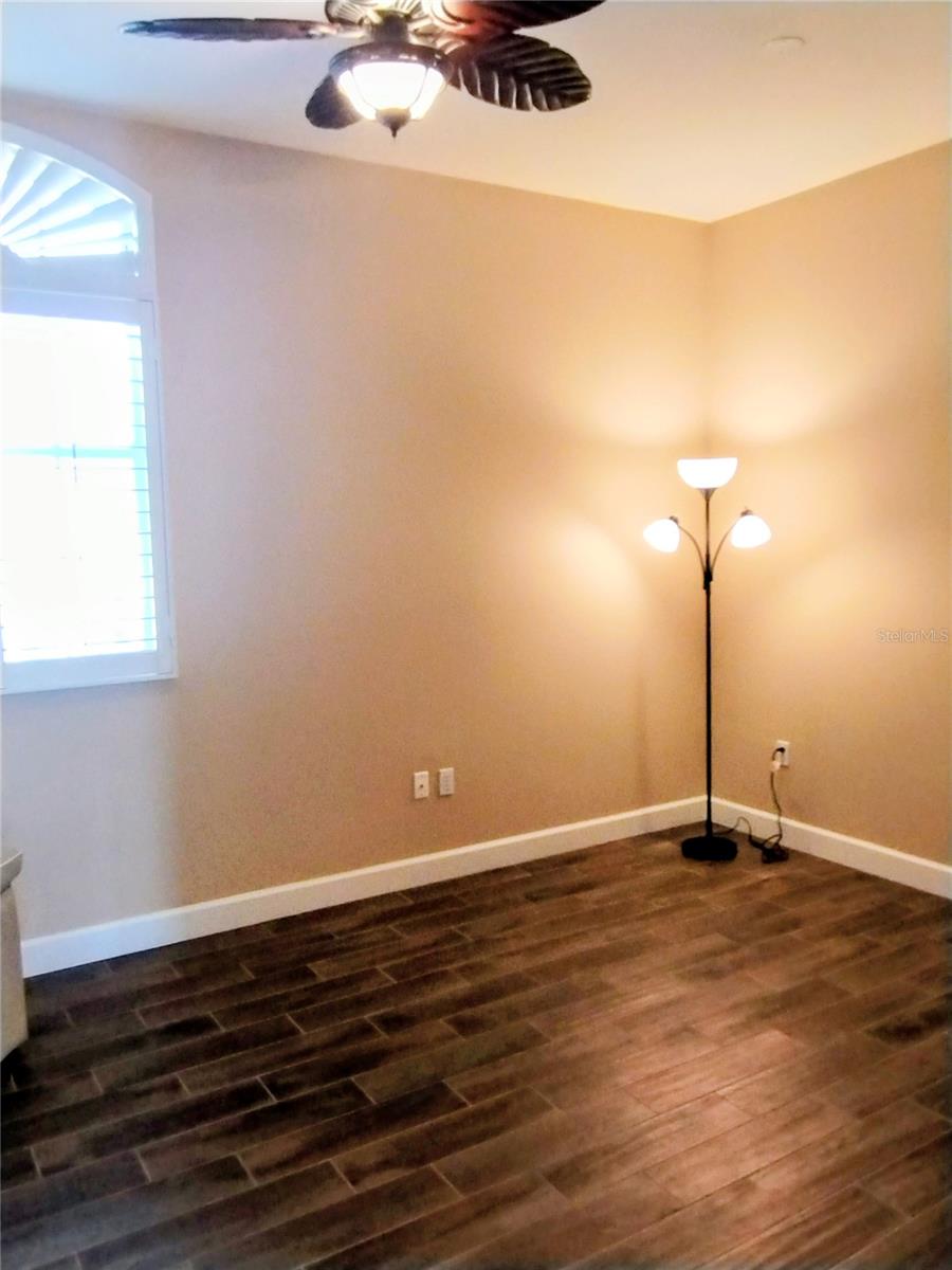 PARISIENNE GARDENS - Residential