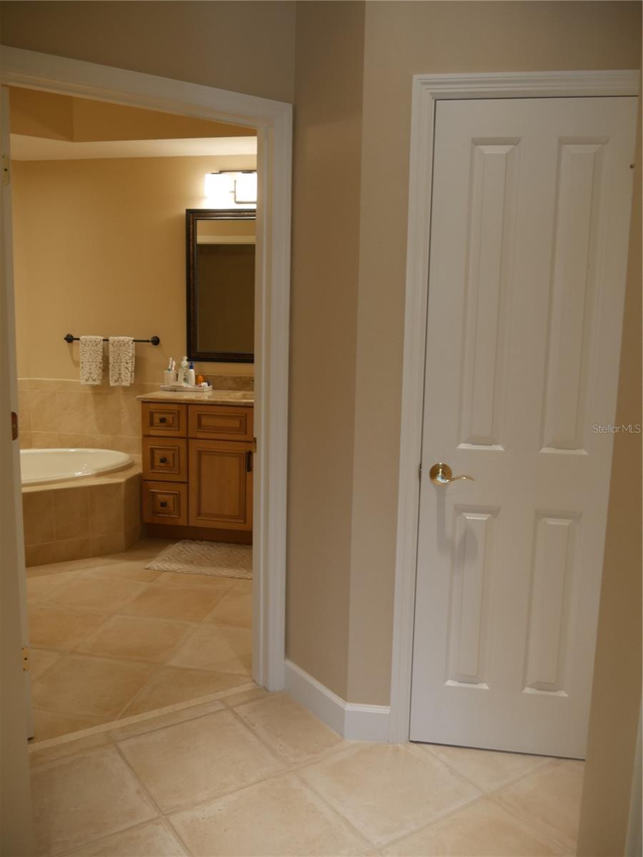 PARISIENNE GARDENS - Residential