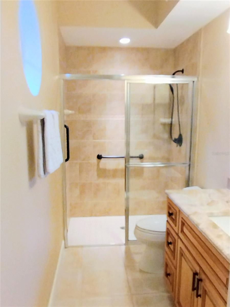 PARISIENNE GARDENS - Residential