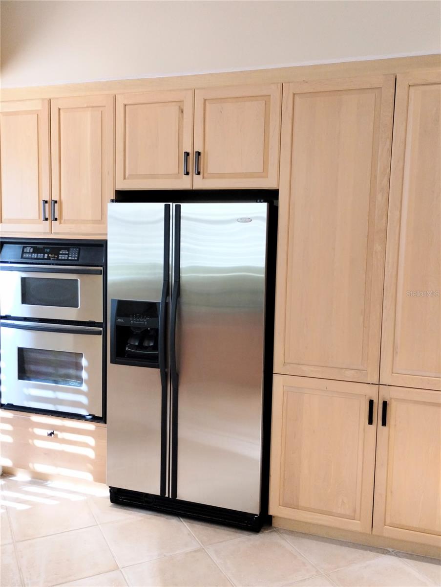 PARISIENNE GARDENS - Residential