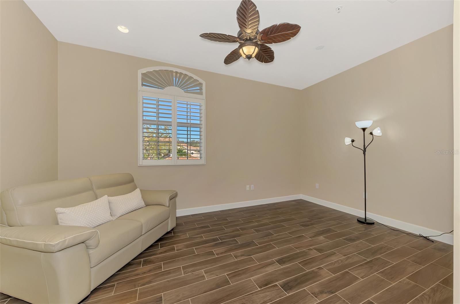 BOTANICA PARISIENNE GARDENS - Residential