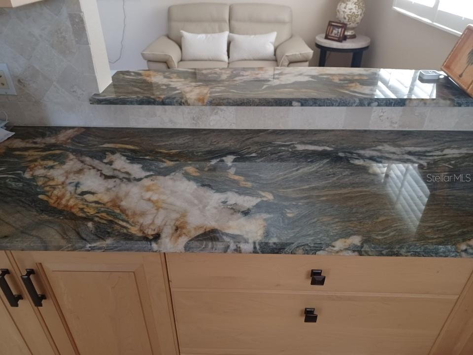 BOTANICA PARISIENNE GARDENS - Residential