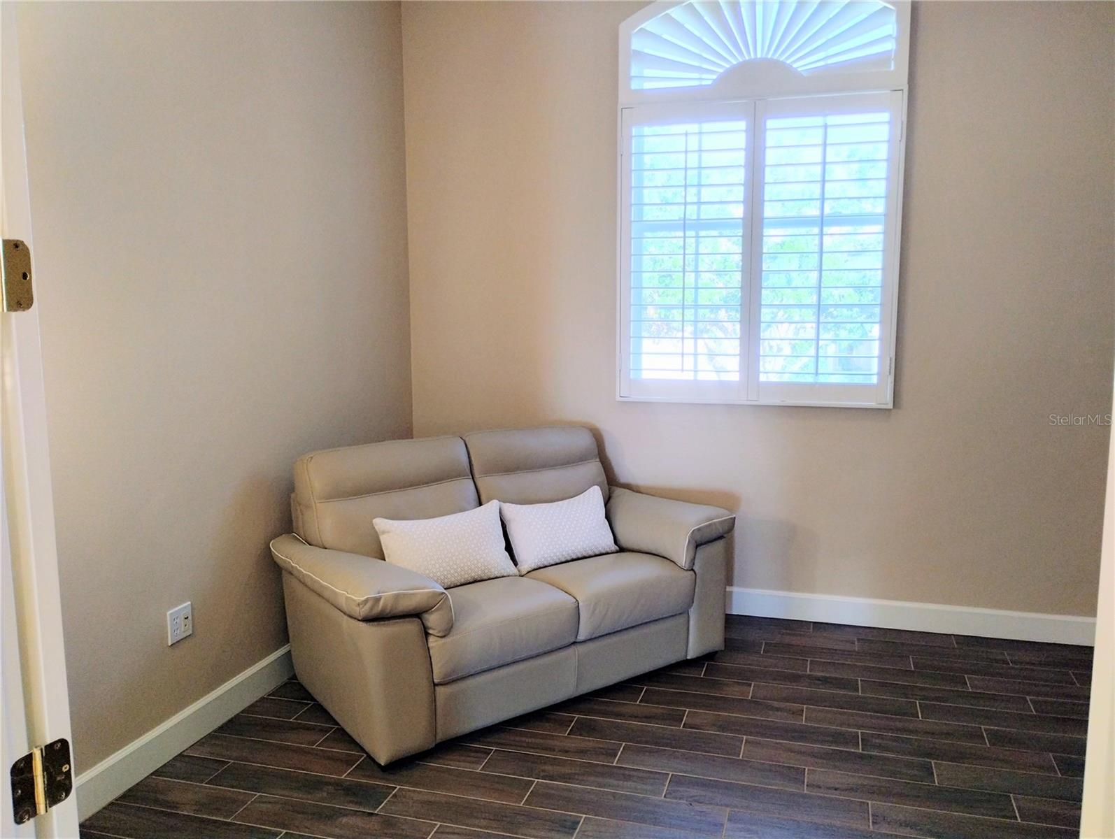 PARISIENNE GARDENS - Residential