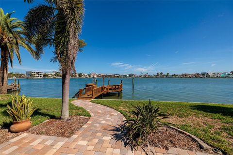 208 BATH CLUB BOULEVARD N NORTH REDINGTON BEACH FL 33708
