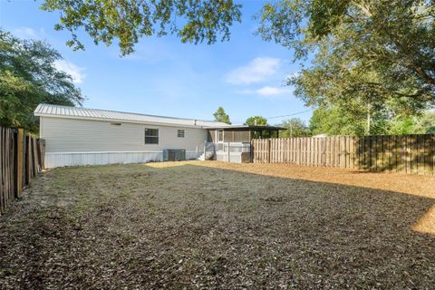Tiny photo for 11330 NE 84th Court, Bronson, FL 32621 (MLS # OM724954)