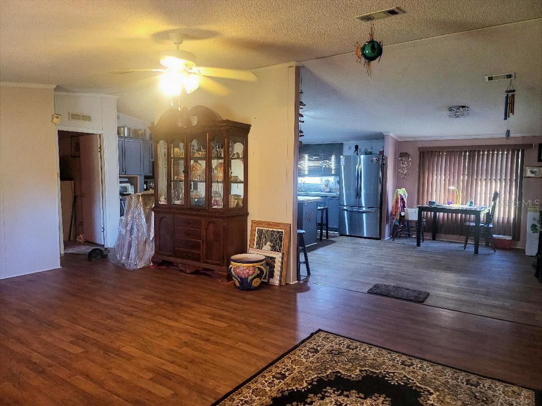 COUNTRY TRAILS PH 05 - Residential