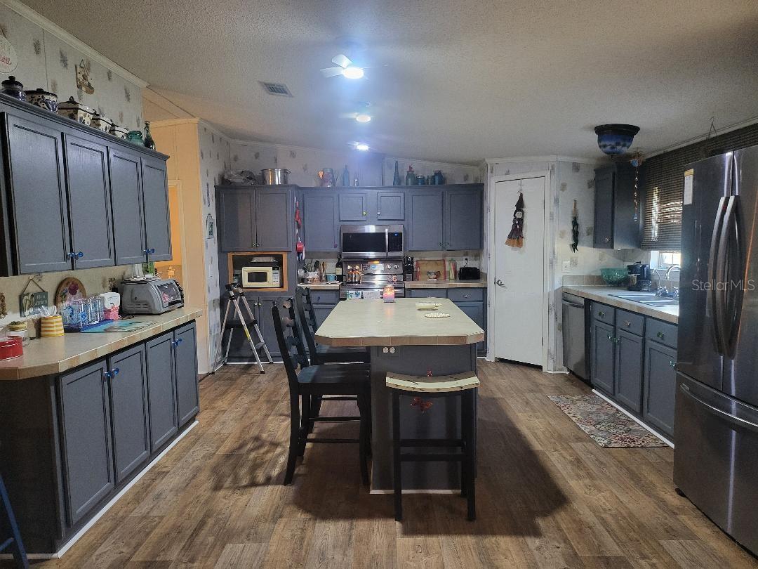 COUNTRY TRAILS PH 05 - Residential