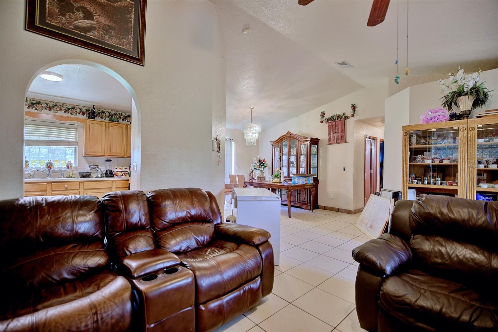 GOLFVIEW ACRES SUB - Residential