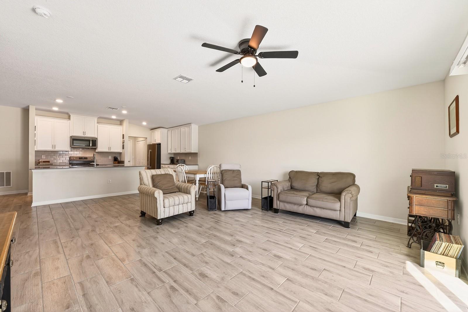 STONEYBROOK HILLS - Residential