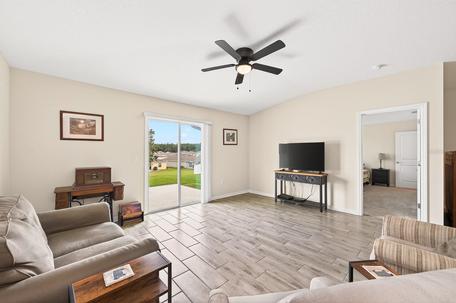 STONEYBROOK HILLS - Residential