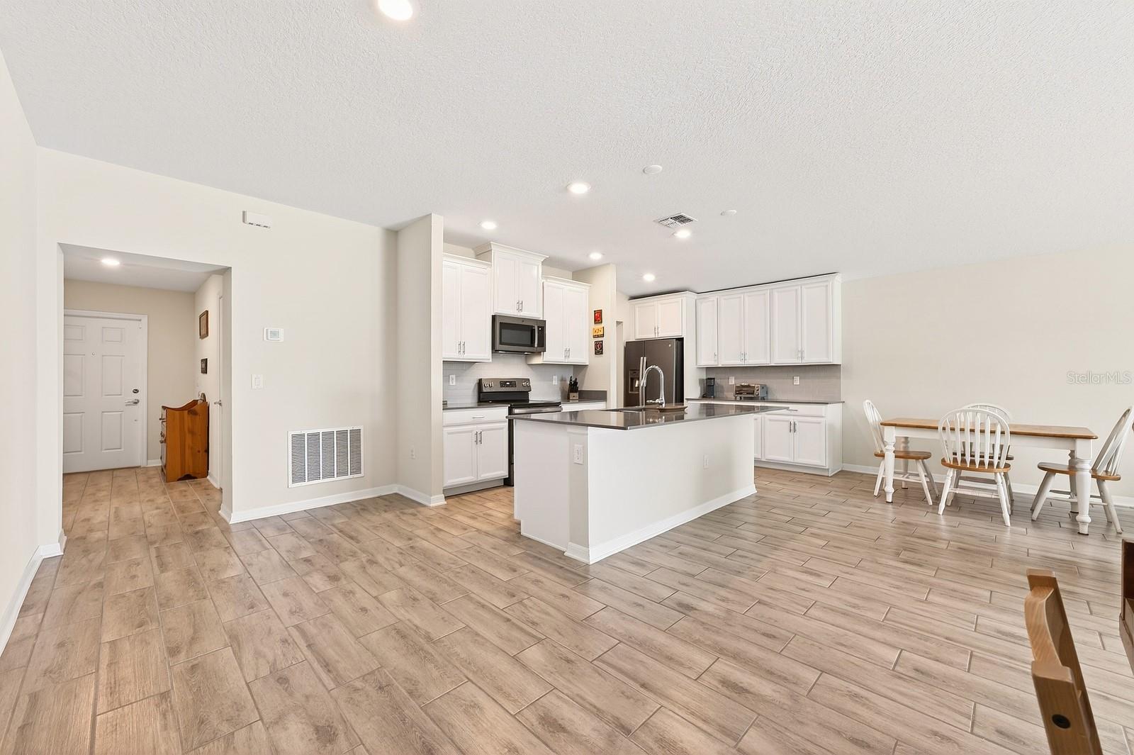 STONEYBROOK HILLS - Residential