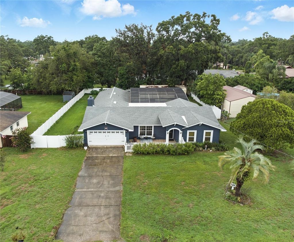 Photo of 37331 Hickory Hill Lane, Dade City, FL 33525 (MLS # TB8394577)