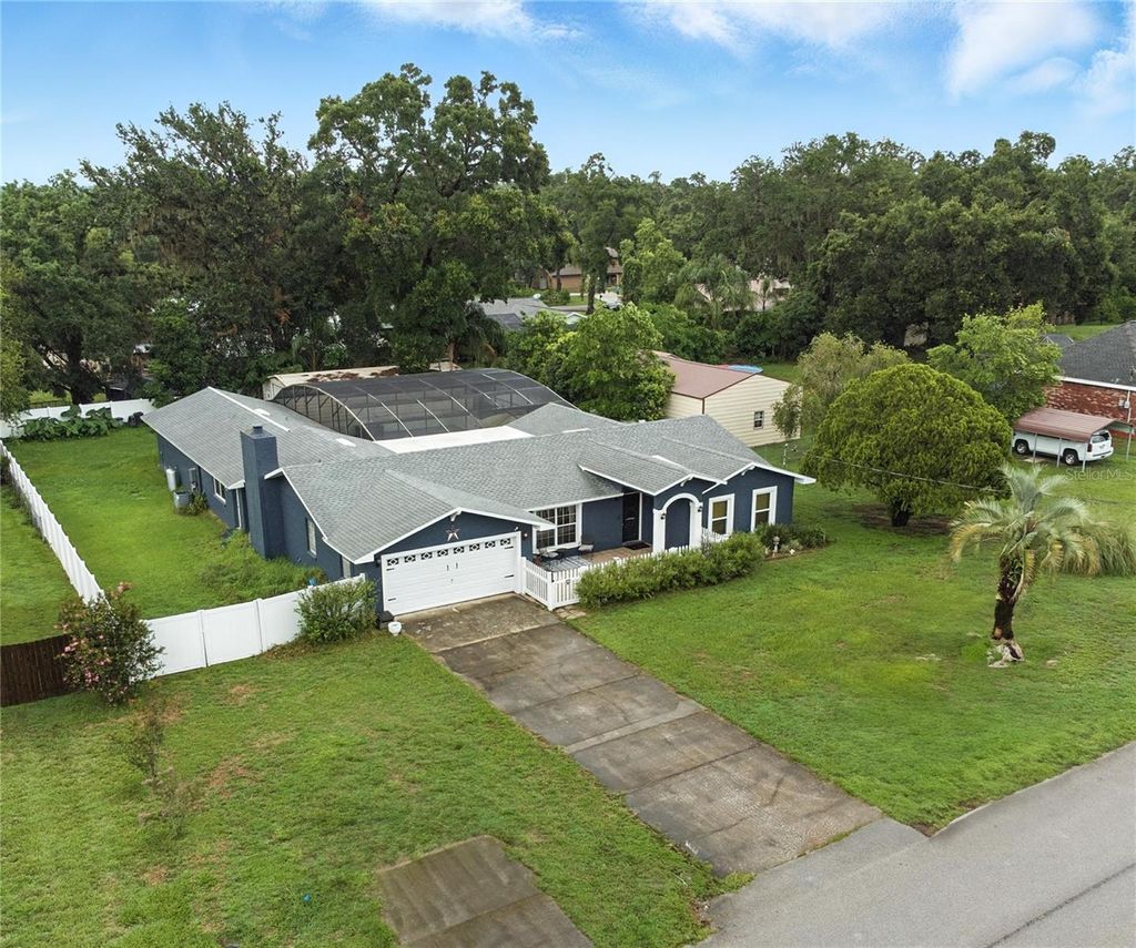 Photo of 37331 Hickory Hill Lane, Dade City, FL 33525 (MLS # TB8394577)