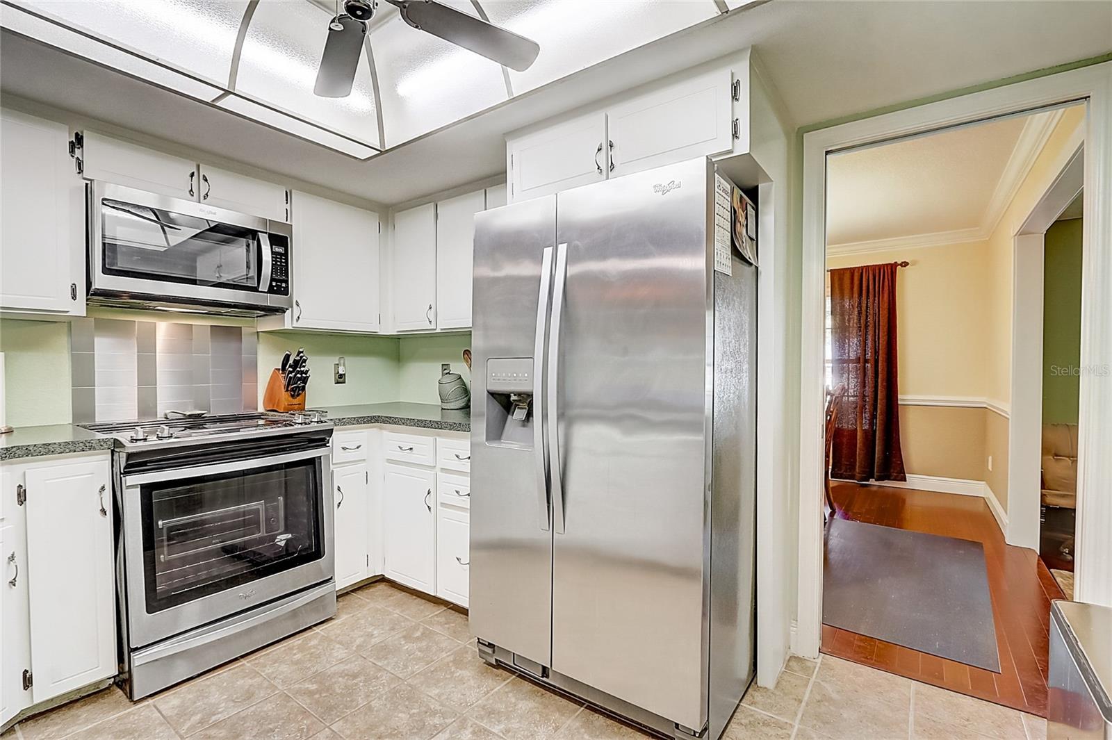 ERROL ESTATE - Residential