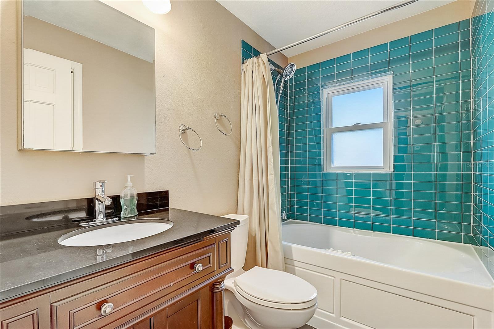 ERROL ESTATE - Residential