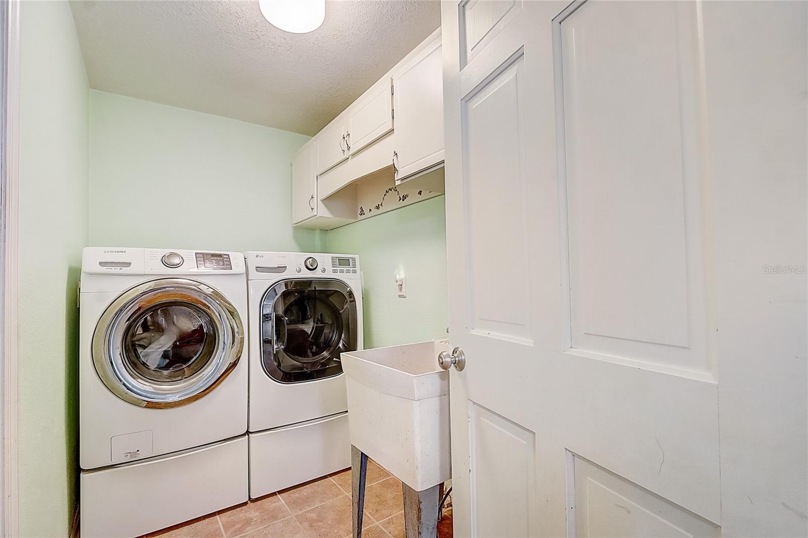 ERROL ESTATE - Residential