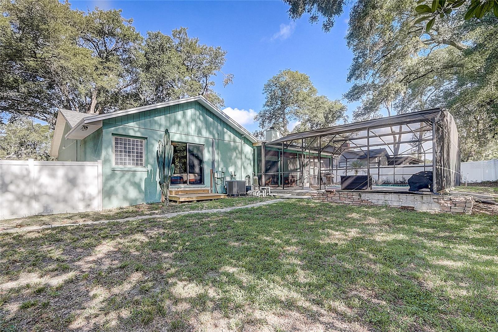 ERROL ESTATE - Residential